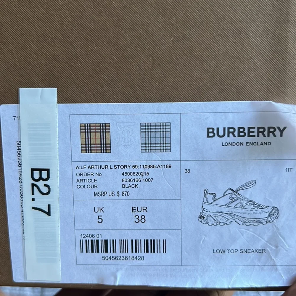 Burberry Shoes all black - Picture 5 of 5